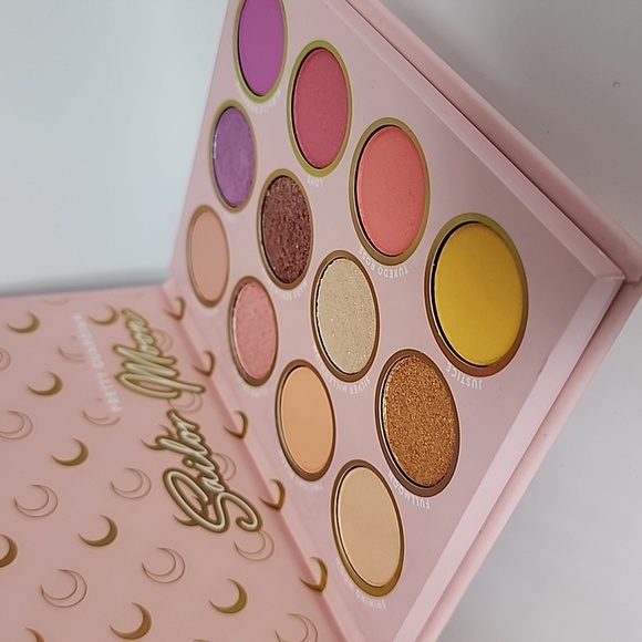 Colourpop Sailor Moon Pretty Guardian Pressed Powder Palette - Picture 5 of 13